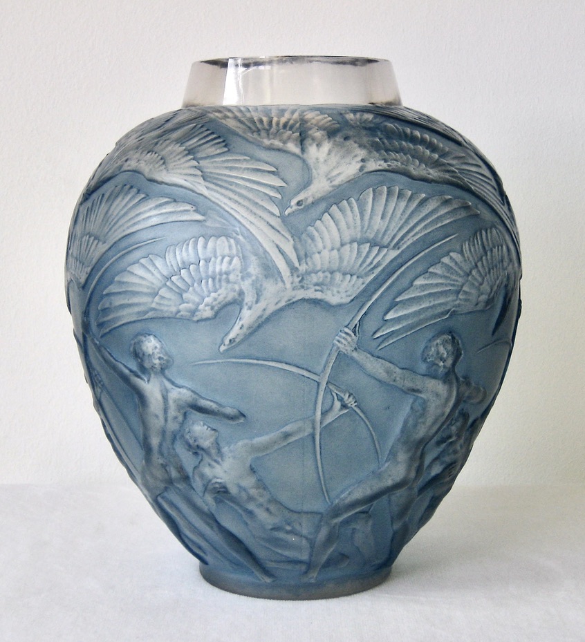 Archers vase 1